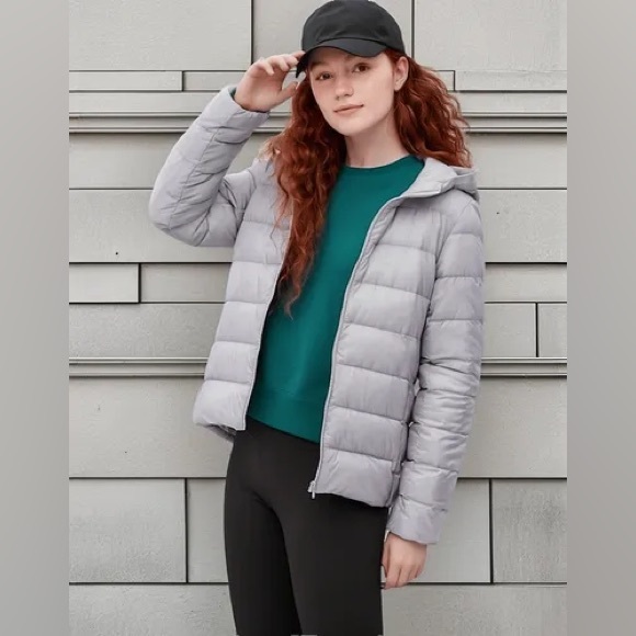 Ultra Light Down Seamless Parka Jacket Light Gray Silver Hooded Zipped Pockets S - Picture 12 of 16